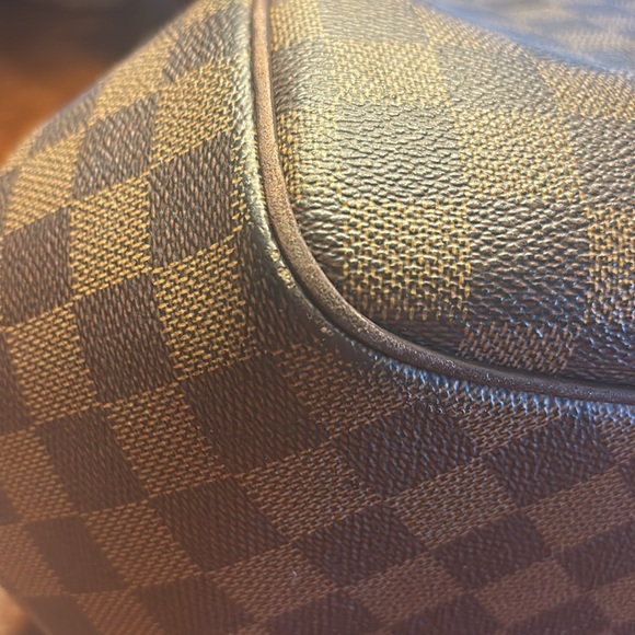 Louis Vuitton DAMIER EBENE Belem MM shoulder bag with COA EUC - Picture 7 of 12